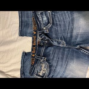 Size 30 Crop Rock Revival capris